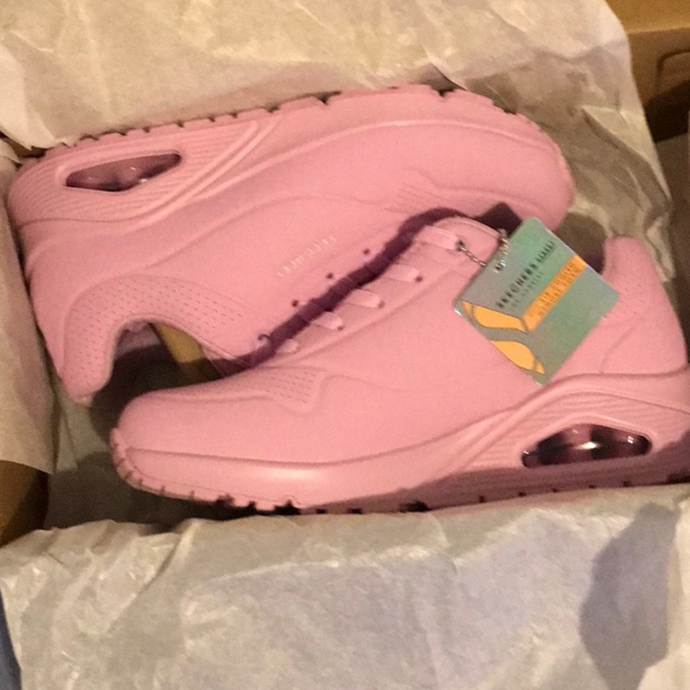 Womens Sketchers Street- Los Angeles- Size 7